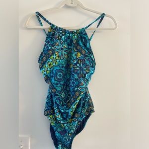 Jantzen size 8 Multi color one peice swimsuit.